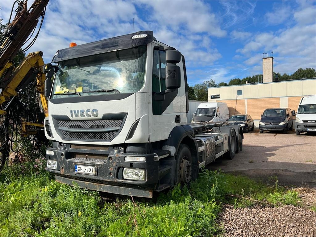 Camion à bras hydraulique Iveco STRALIS 360 — occasion 2014
