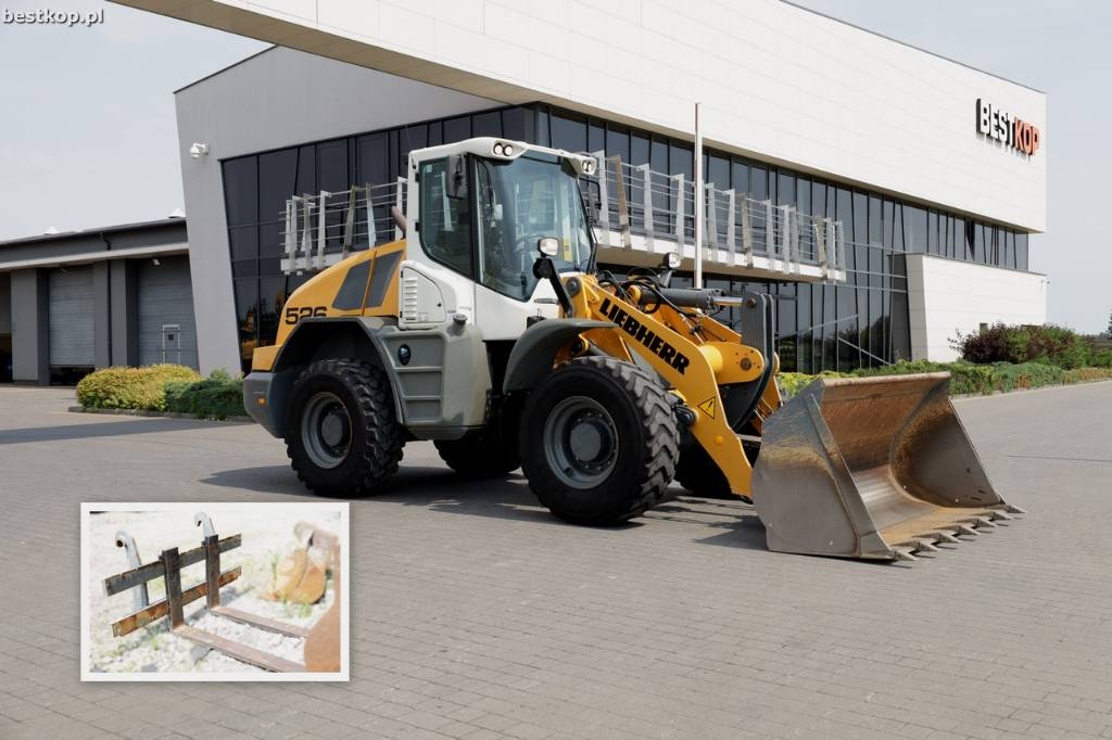 Liebherr L 526