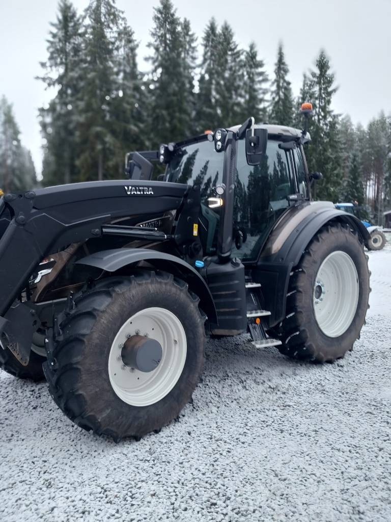 Valtra T 235 D