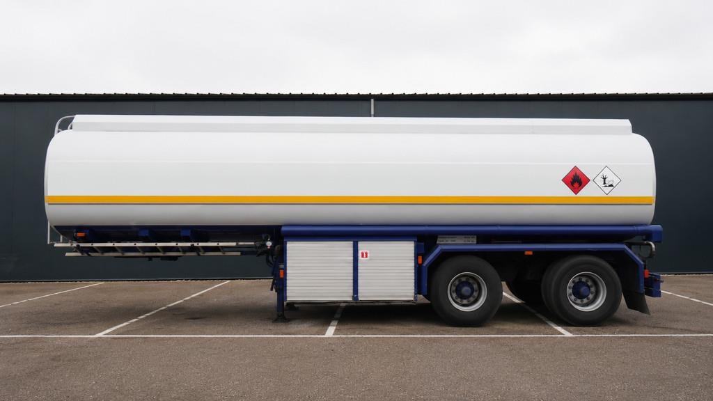 Dijssel 2 Axle adr fuel tank trailer