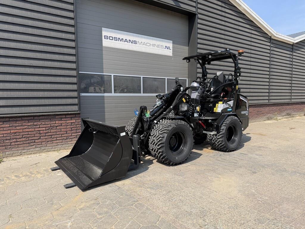 GiANT G2700 X-TRA HD+ minishovel NIEUW BLACK EDITION tan