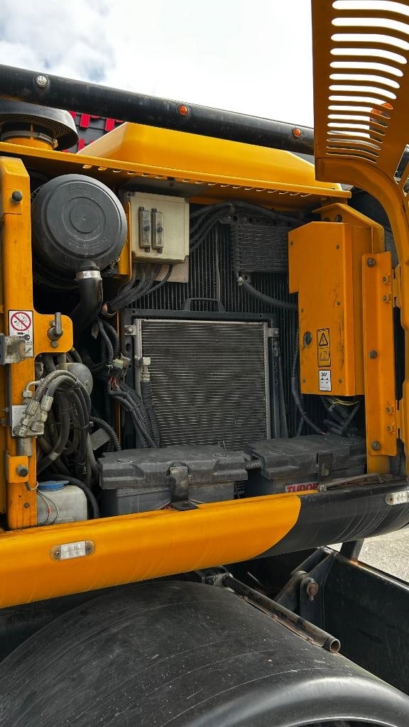 ¡JCB JS 145 con Engcon, balde, grasa y calentador! kuva 9