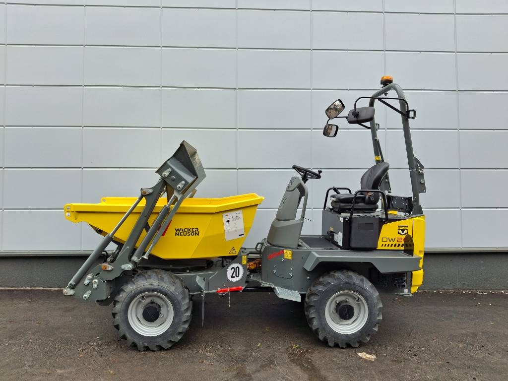 Wacker Neuson DW 20 **ESITTELYKONE**