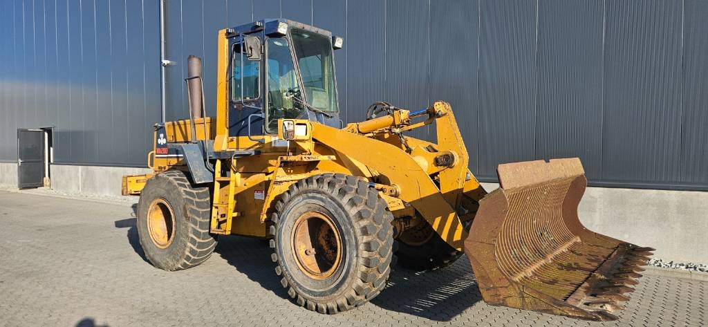 Komatsu WA 200