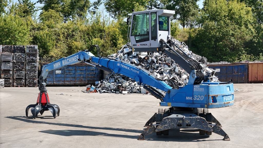 Fuchs MHL 320 D