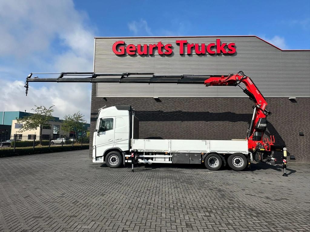 Grue tout-terrain Volvo FH 540 6X2 BAKWAGEN + FASSI 545 RA.2.26 KRAAN/CRAN — occasion 2021, 710 h