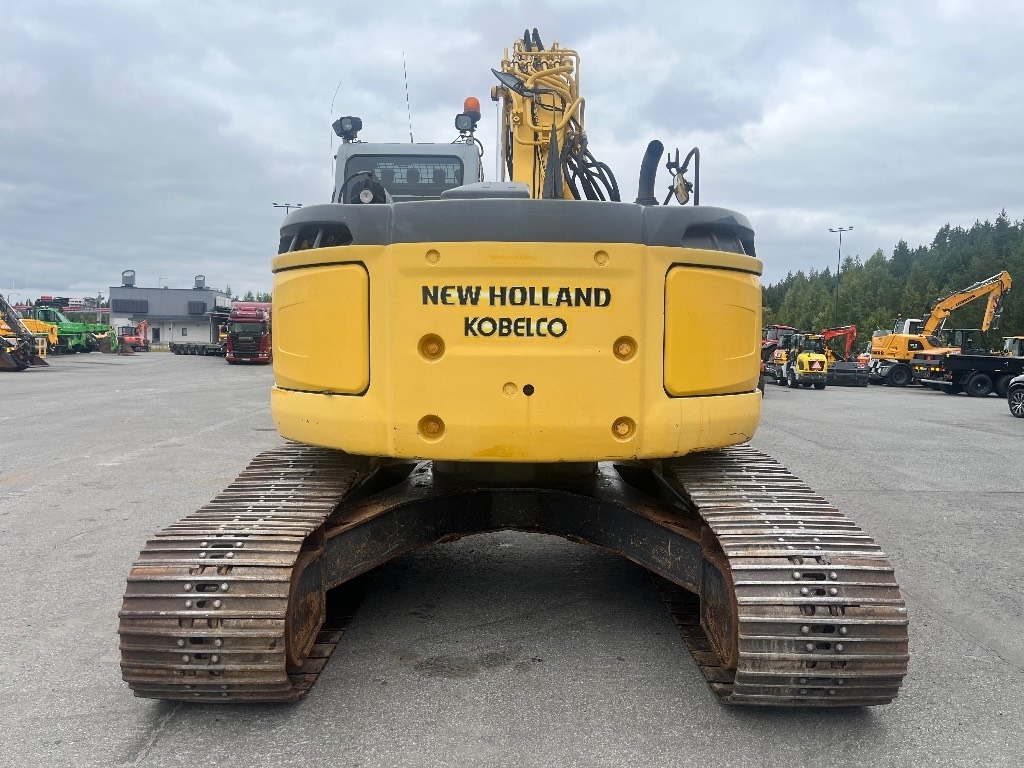 New Holland E 235 B SR / Rotátor, vedro, mazivo kuva 4