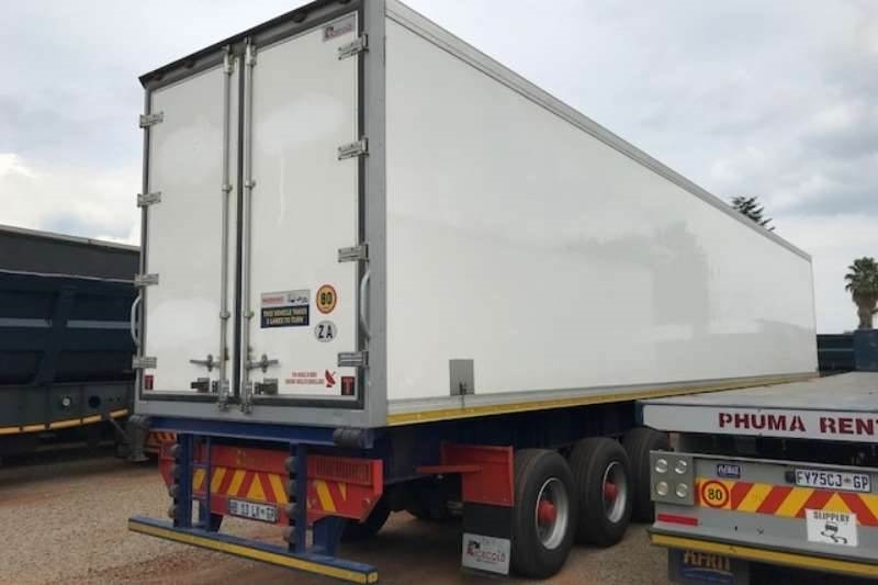 Ice Cold Bodies 2 x Tri axle Fridge trailers with