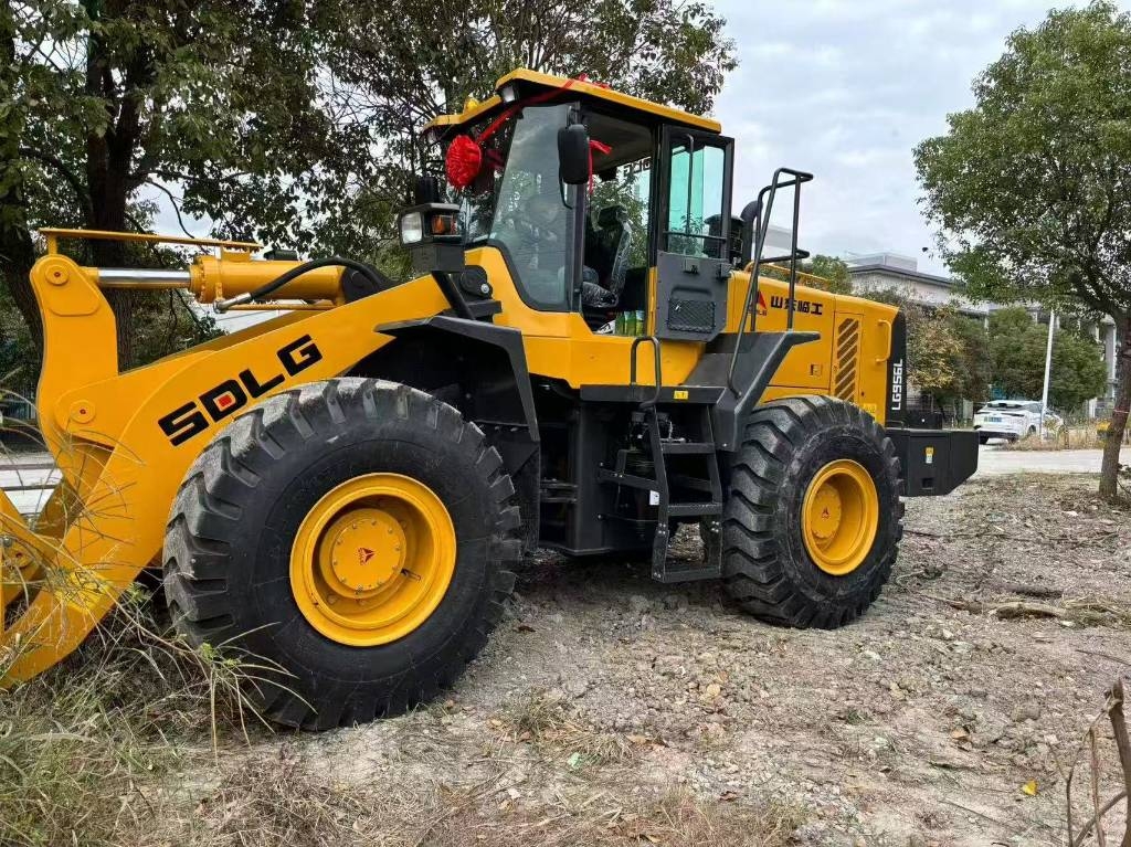 SDLG 956L