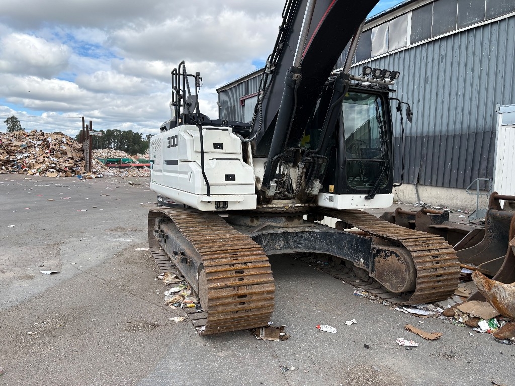 Hidromek HMK 300 LC