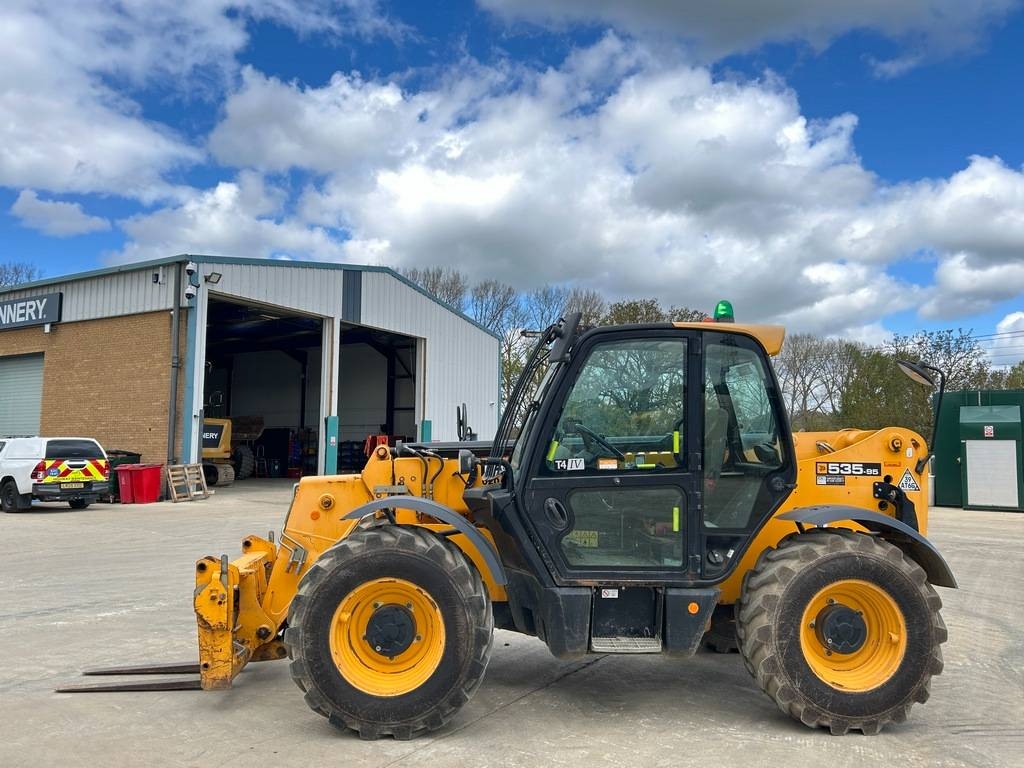 JCB 535-95