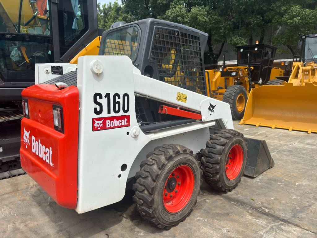 Chargeuse compacte Bobcat S 160 — occasion 2022, 1 000 h