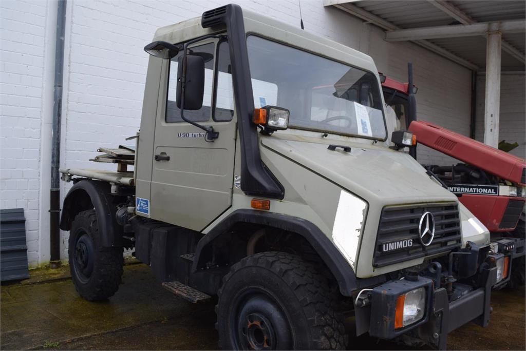 Tracteur agricole MB Trac Unimog U90 — occasion 2000