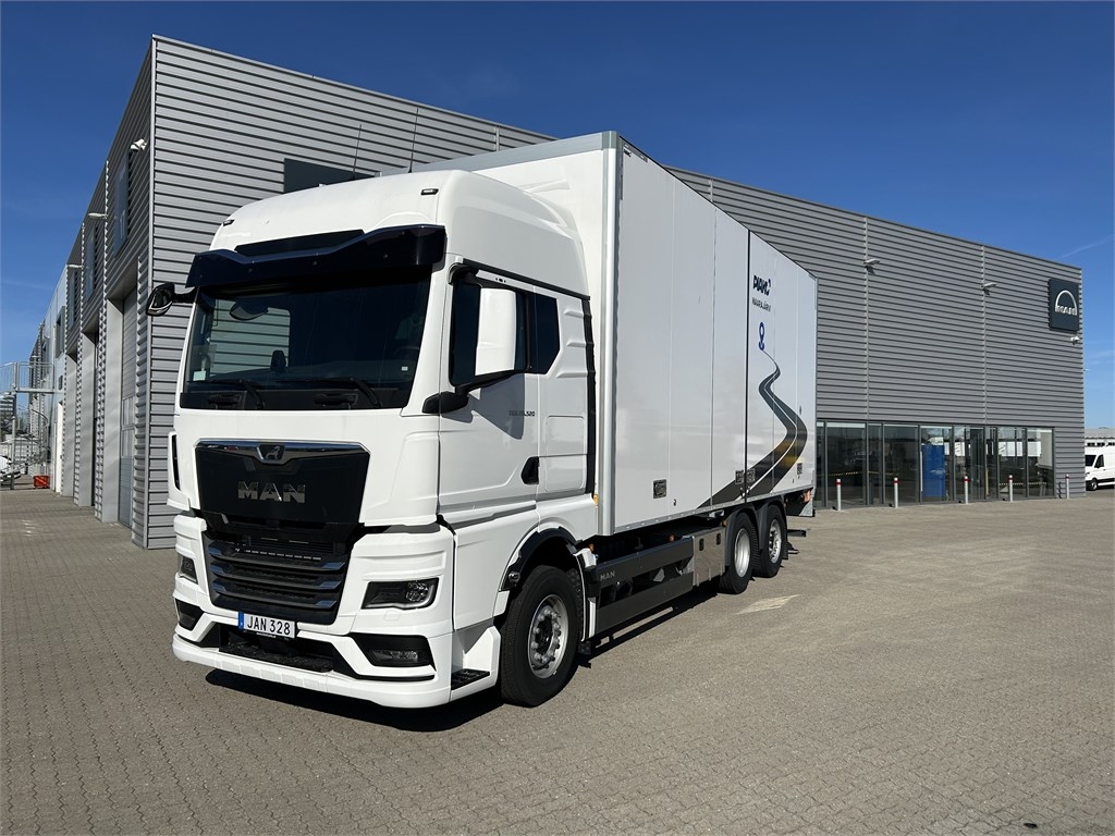 MAN TGX 28.520