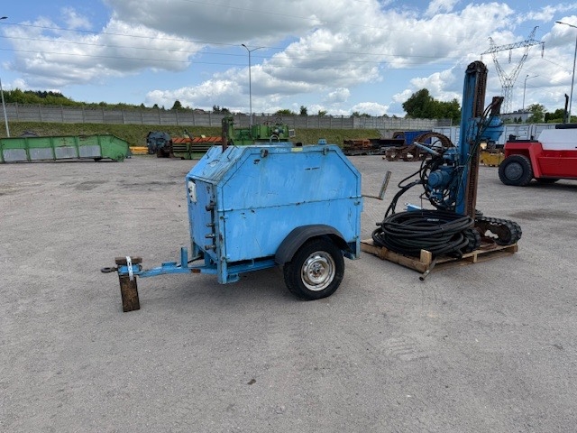 Deutz VERTICAL DRILLING RIG WITH DEUTZ HYDRAULIC UNIT