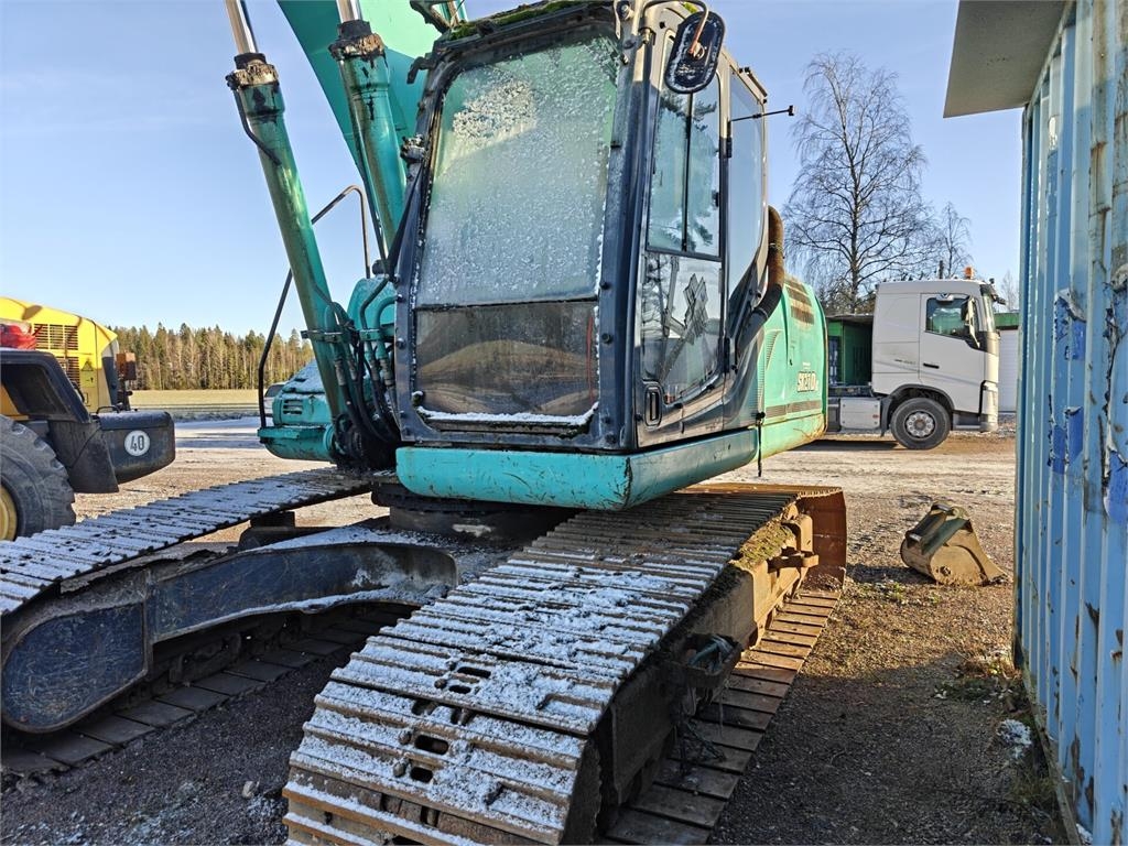 Kobelco SK210