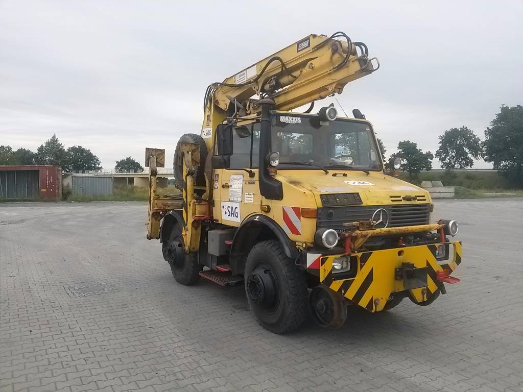 Unimog U1600 POJAZD DWUDROGOWY Z ZABUDOWĄ SCHAEFF AL 20