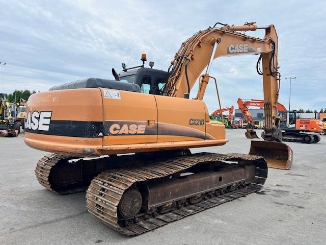 CASE CX 210 LC / دلو الإمالة والموصل والشحوم وما إلى ذلك kuva 6