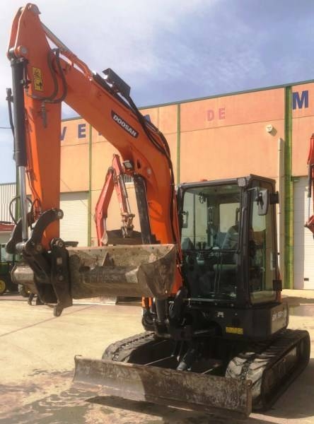 Doosan DX50Z-7