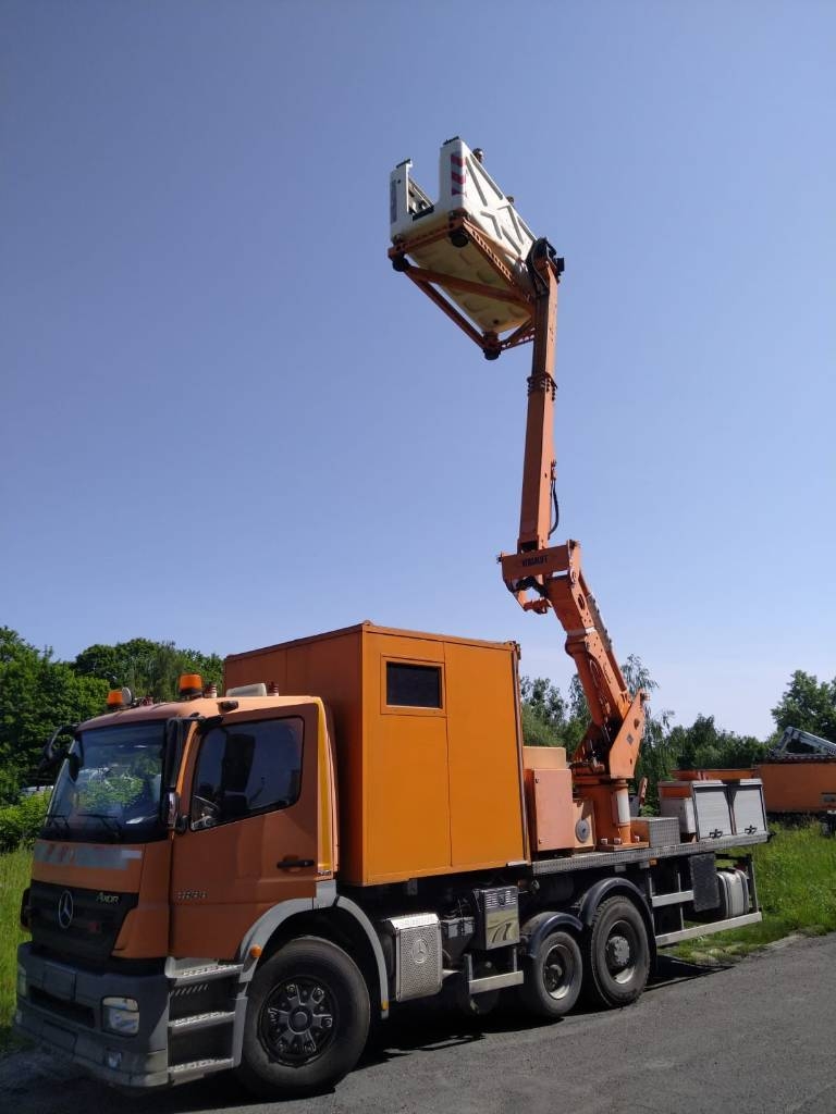 Mercedes-Benz AXOR 1833 overhead line truck Rail