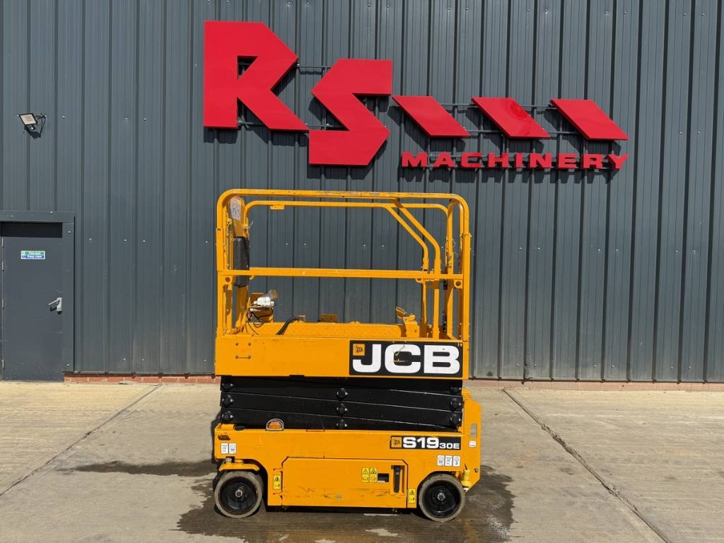 JCB S 1930 E