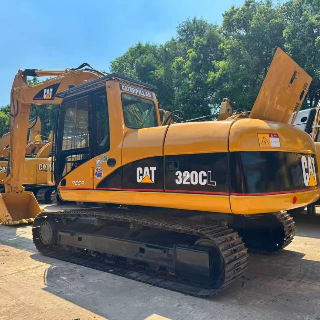 Pelle sur chenilles Caterpillar 320C — occasion 2018, 1 000 h