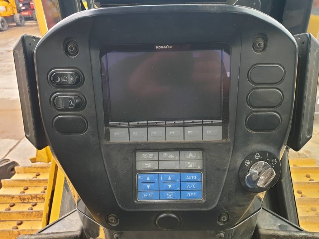 Bulldozer Komatsu D 65 WX-17 — occasion 2014