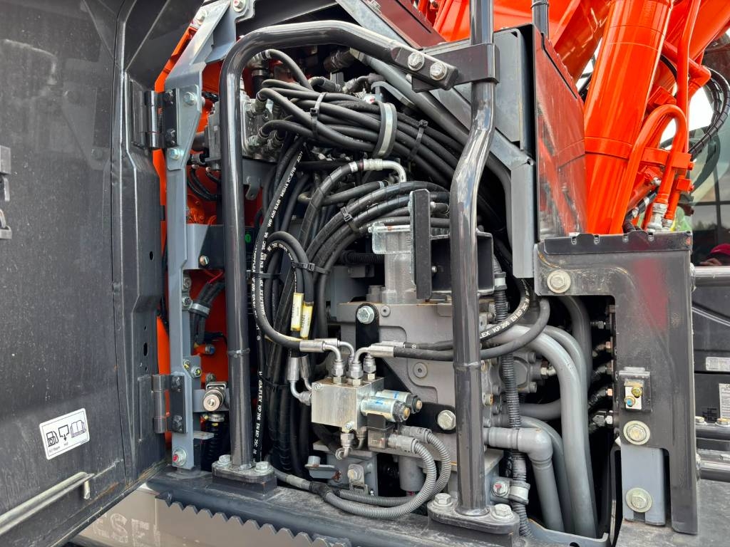 Hitachi ZX 175 W-7 / Rototilt, Rasvari, StageV kuva 15