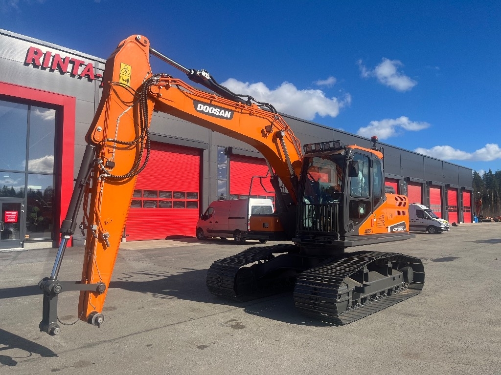 Doosan DX 160 LCH / Forest modell, Zsír, Új láncok! kuva 2