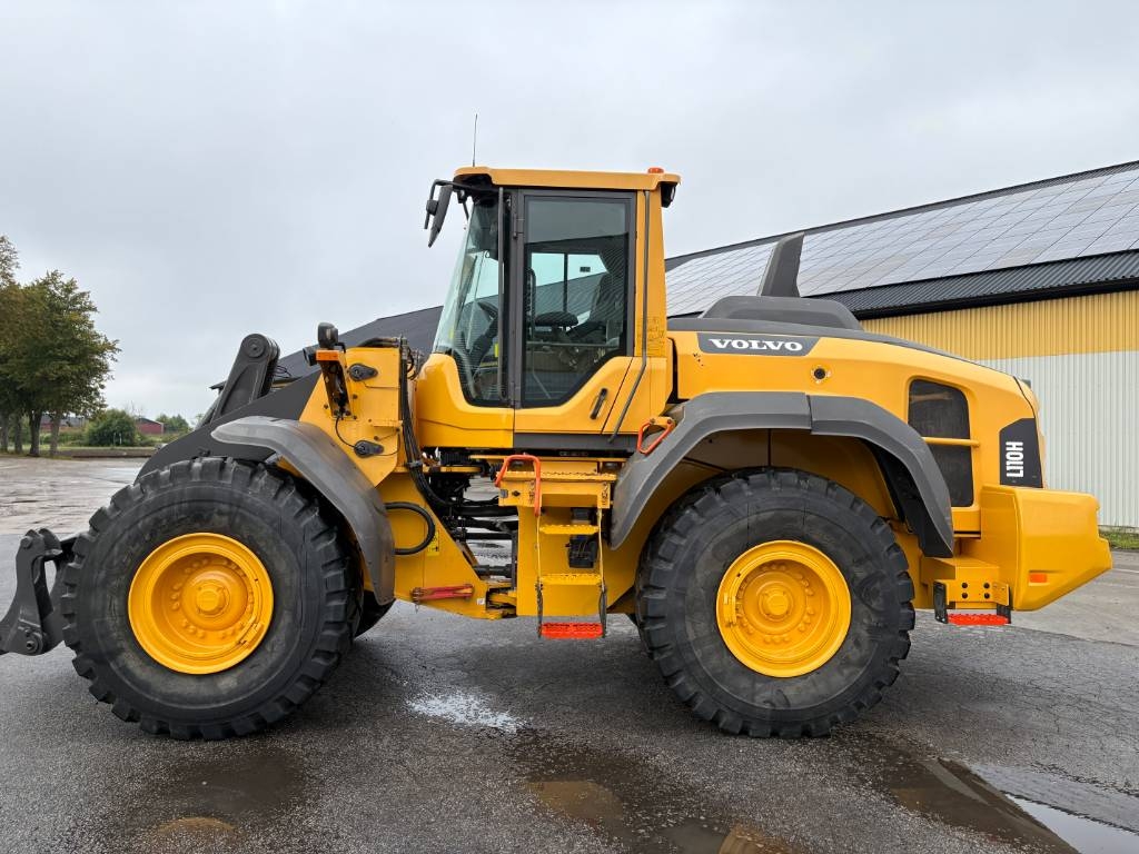 Volvo L110H lastmaskin, spakstyrning, 4 spak, våg