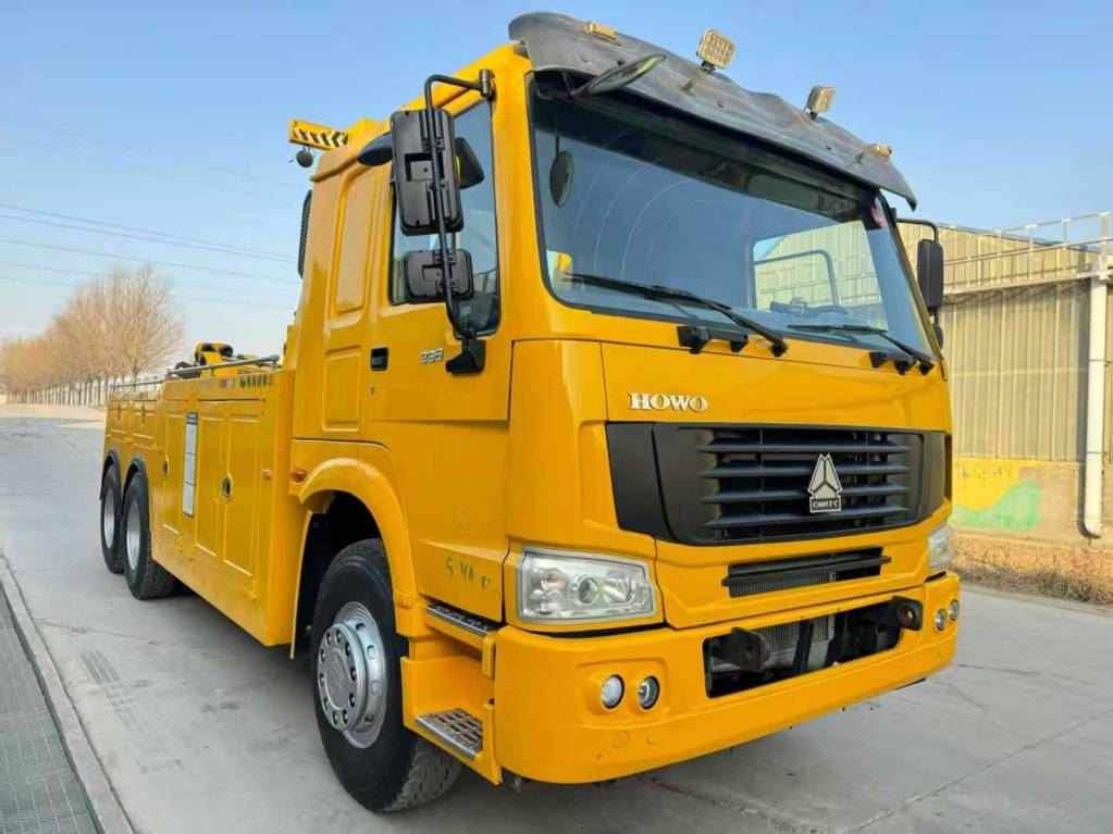 Howo Tow truck