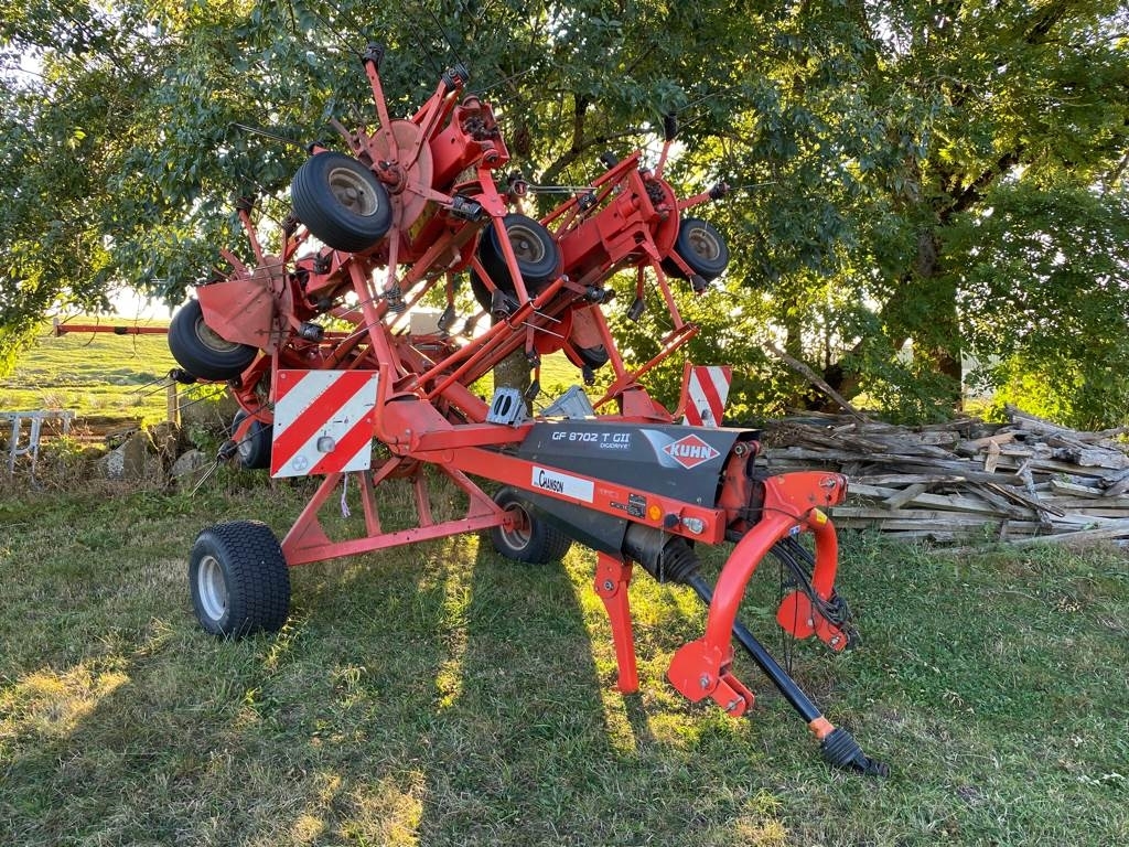 Kuhn GF8702T