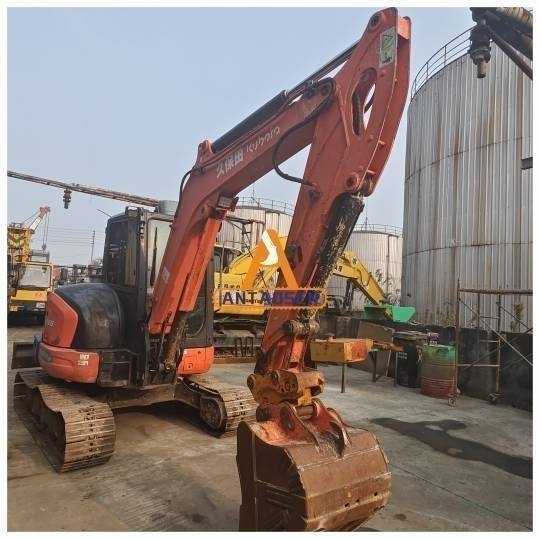 Mini-pelle Kubota KX165 — occasion 2021, 650 h