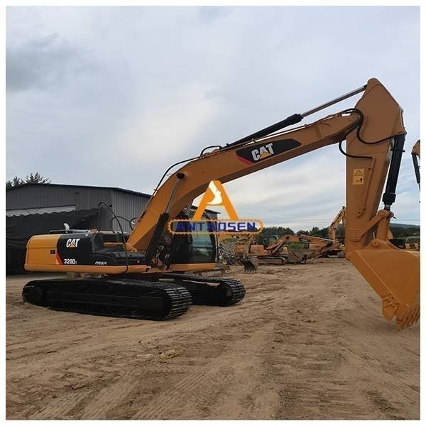 Pelle sur chenilles Caterpillar 320D — occasion 2022, 460 h