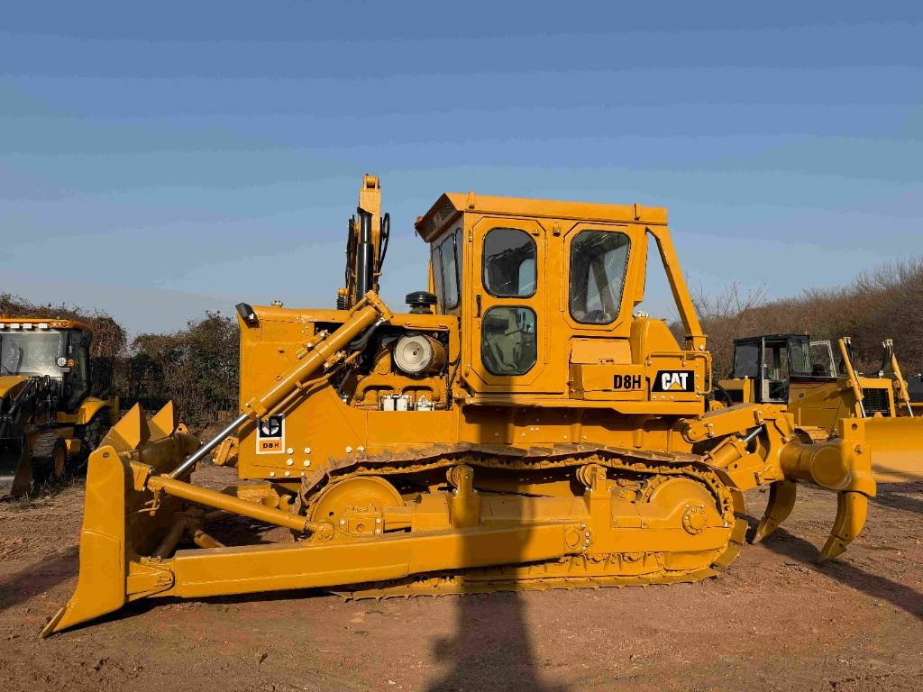Bulldozer Caterpillar D 8 H — occasion 2020, 2 200 h