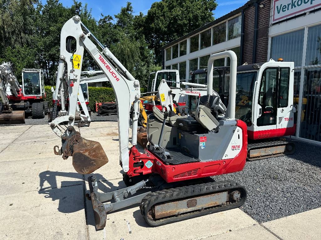 Takeuchi TB 216