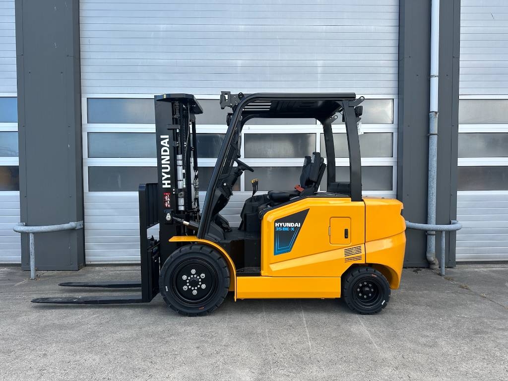 Hyundai 35BE-X elektrische heftruck 3-delige 4700mm mast t