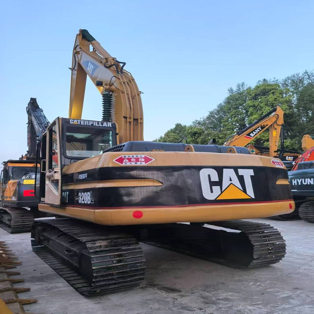 Pelle sur chenilles Caterpillar 320 B L — occasion 2018, 2 000 h