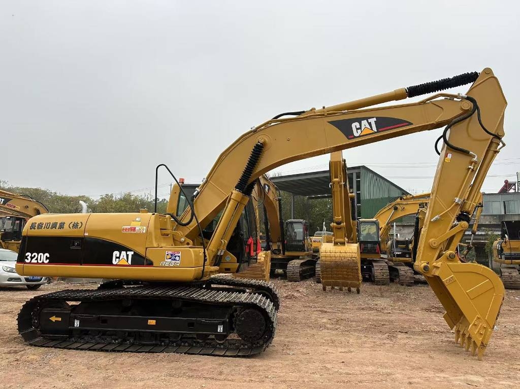 CAT 320C