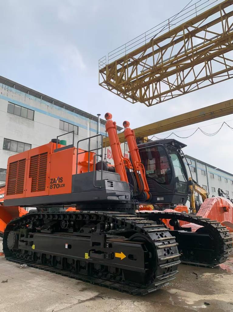 Hitachi ZX 870
