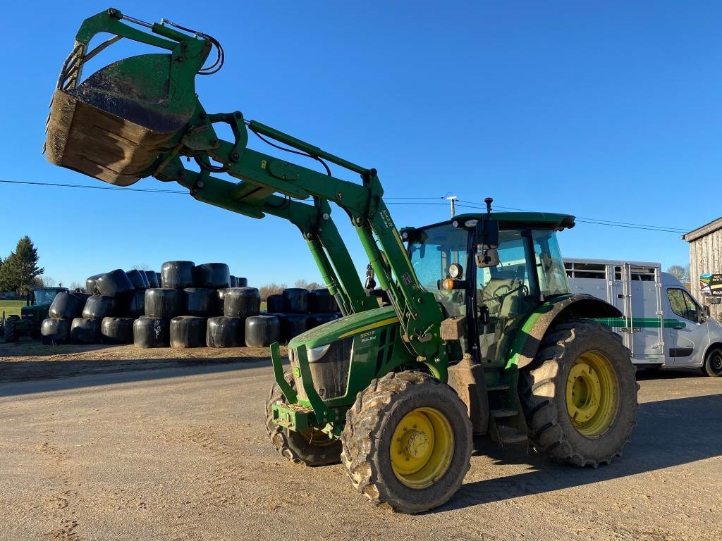 John Deere 5100R
