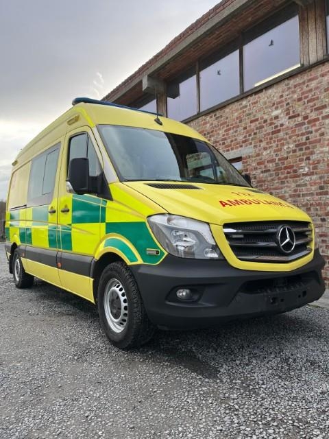 Mercedes-Benz 316 CDI Diesel L2H2 Ambulance