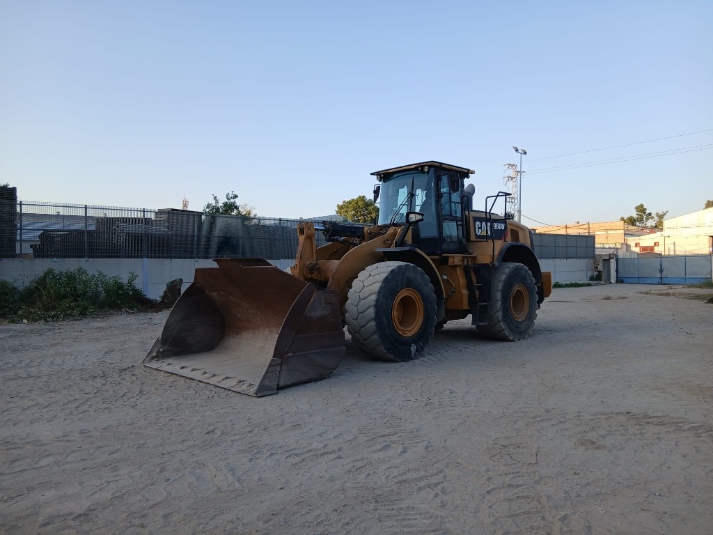 CAT 966 M