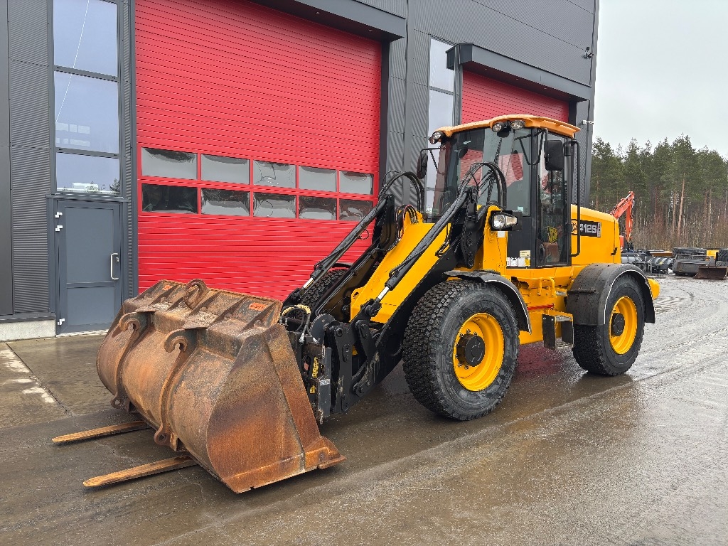 JCB 412 S Agri / Myyty. Sold kuva 2