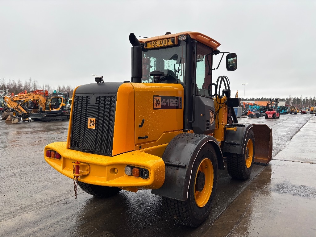 JCB 412 S Agri / Myyty. Sold kuva 5