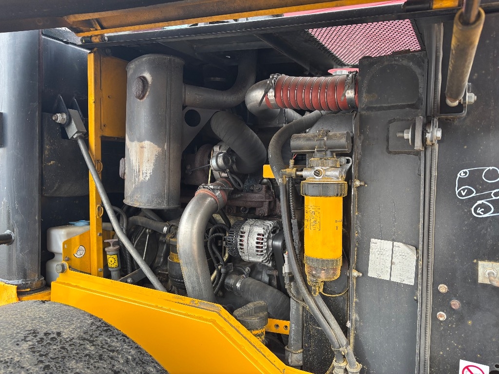 JCB 412 S Agri / Myyty. Sold kuva 11