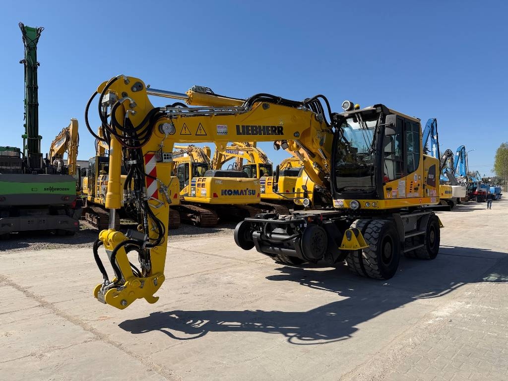 Liebherr A 922 Rail Litronic