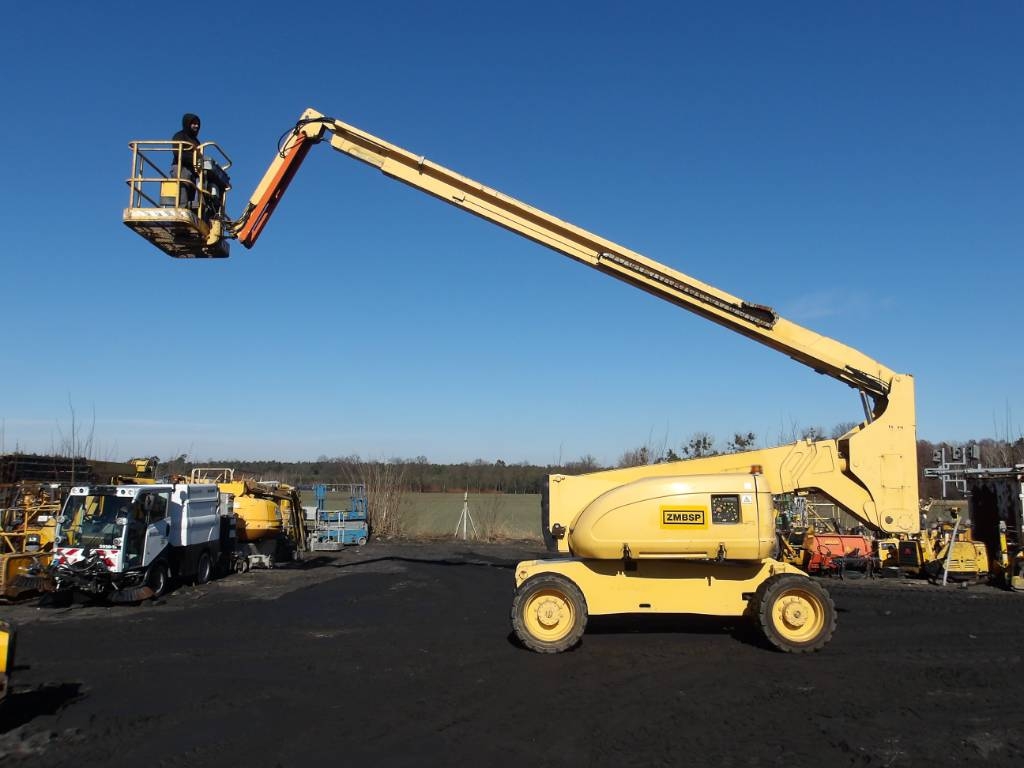 JLG 800 AJ