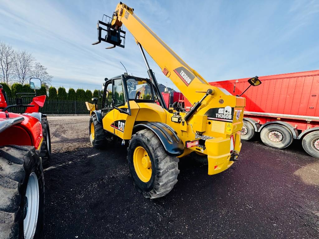 CAT TH 360 B