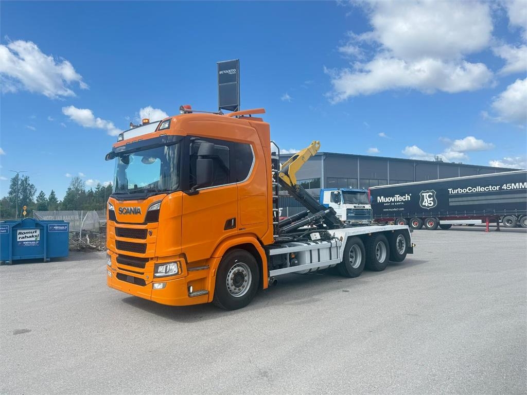 Scania R580 8x4